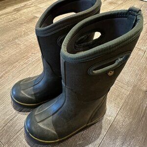 Bogs Black and Green Kids Rain & Snow Boots